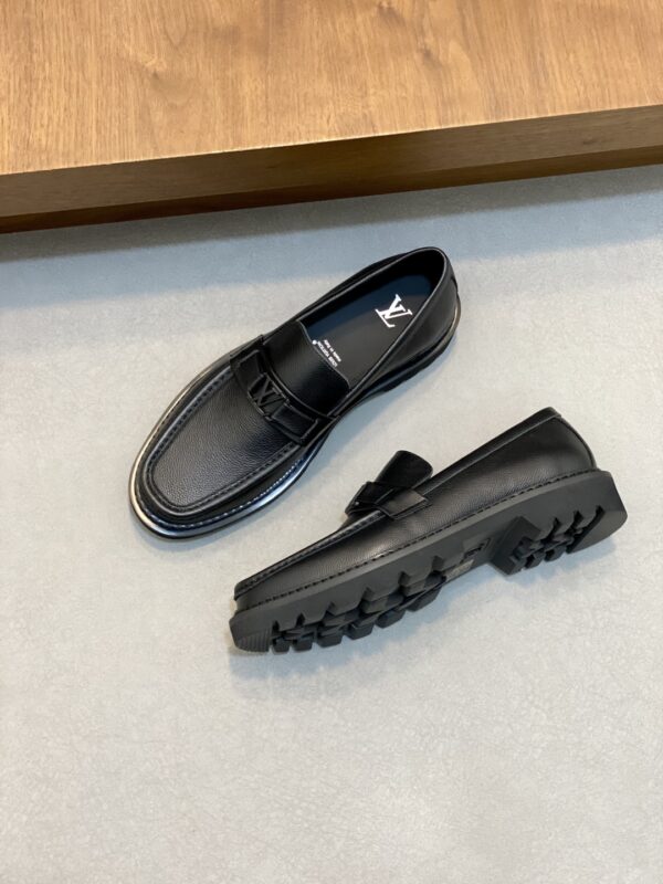 Louis Vuitton Major Handmade Cowhide Leather Loafers - Image 5