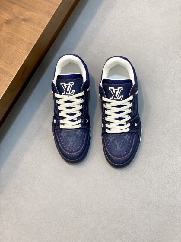 Louis Vuitton Male God's Popular Sports Board Shoes - Image 2