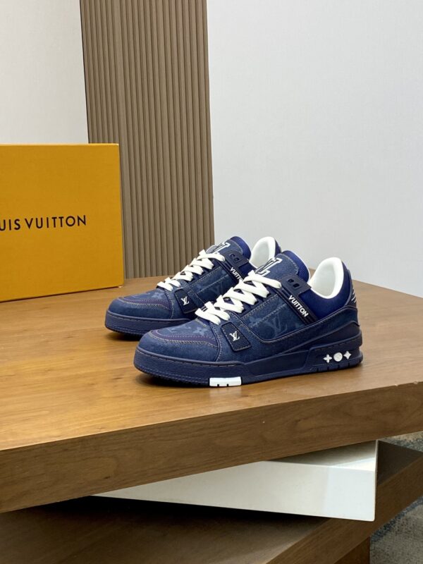 Louis Vuitton Male God's Popular Sports Board Shoes