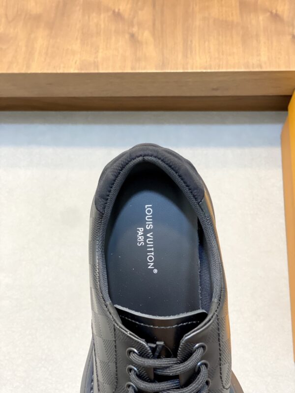 Louis Vuitton High End Men's Cowhide Casual Formal Shoes - Image 7