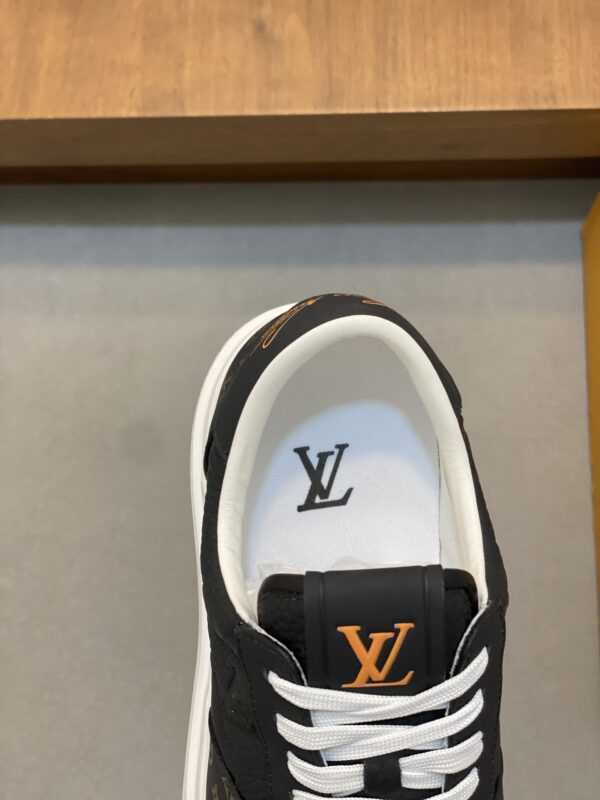 Louis Vuitton Men's Napa Calf Leather Casual Sports Shoes - Image 7