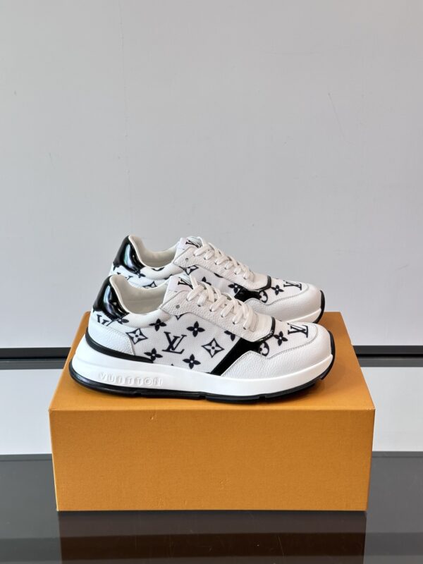Louis Vuitton High End Genuine Leather Men's Casual Shoes - Image 2
