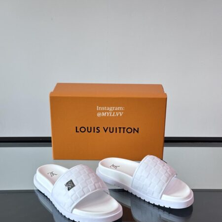 Louis Vuitton Classic Checkered Series Men's Summer Slippers