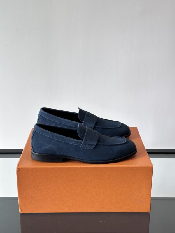 Louis Vuitton Men's Cowhide Leather Casual Formal Shoes - Image 2