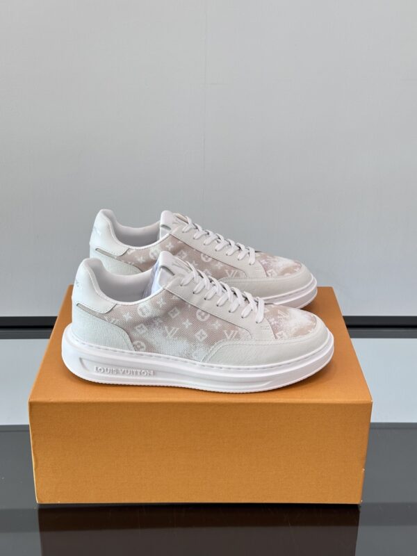 Louis Vuitton Bever Hills Monogram Printed Men's Sneakers - Image 2
