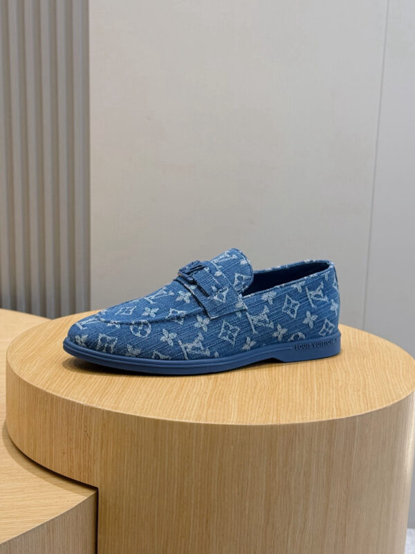 Louis Vuitton Estate Men's Cowhide Leather Loafers - Image 5