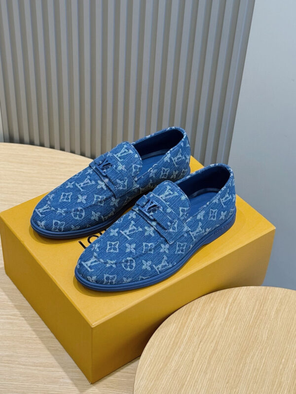 Louis Vuitton Estate Men's Cowhide Leather Loafers - Image 3