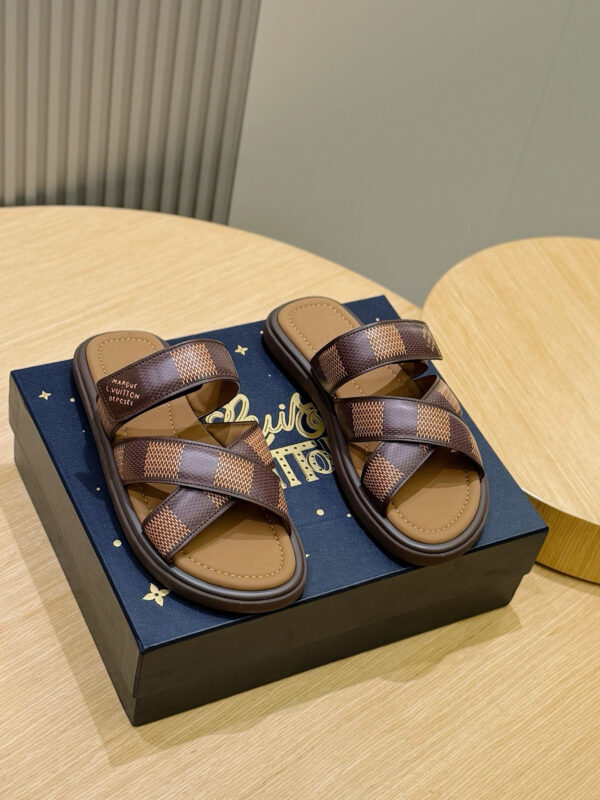 Louis Vuitton Waterfront Monogram Patterned Slippers - Image 2