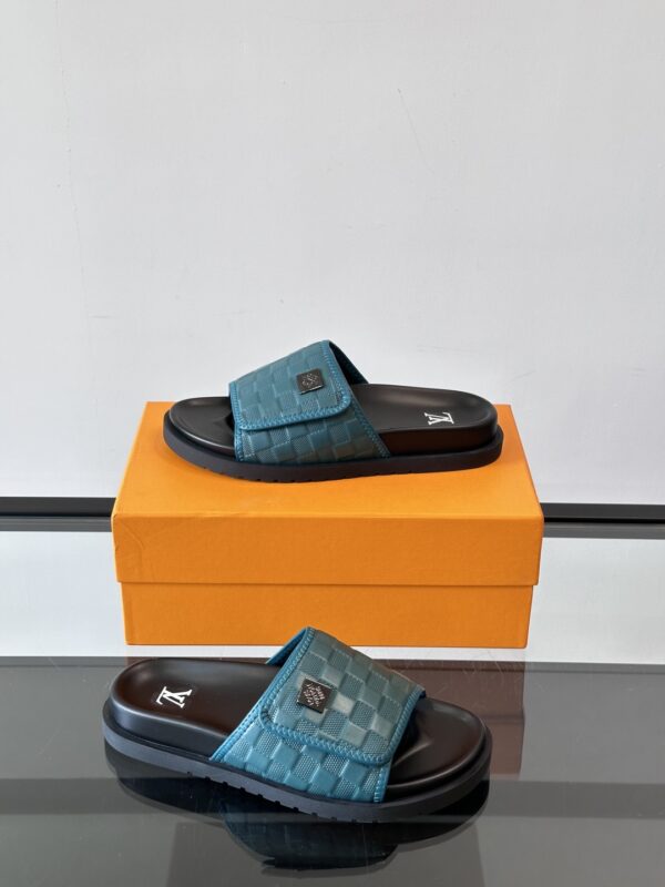 Louis Vuitton New Men's Summer Velcro Zipper Slippers - Image 5