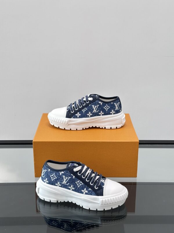 Louis Vuitton New Denim Fabric Thick Sole Casual Sports Shoes - Image 5