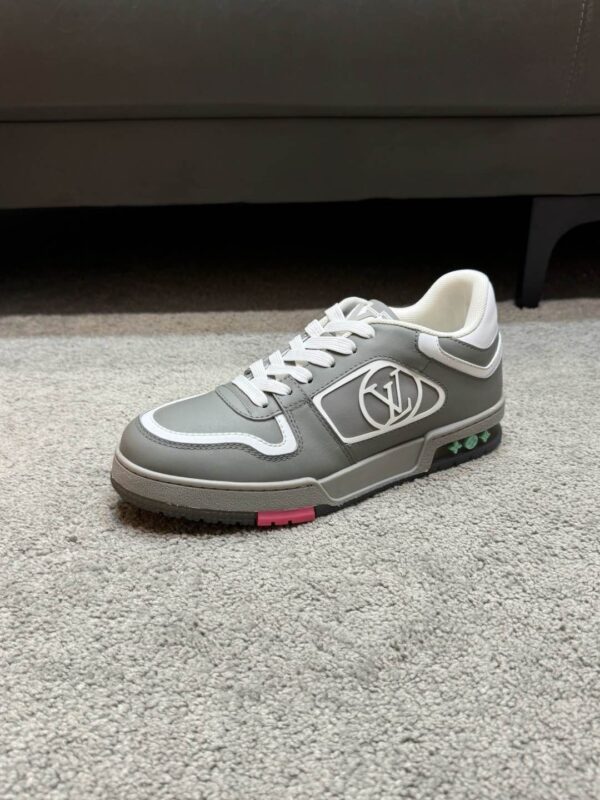 Louis Vuitton Washed Gradient Calf Leather Sneakers - Image 4