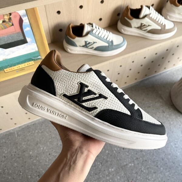 Louis Vuitton Fashionable New Men's Cowhide Leather Sports Shoes - Image 5