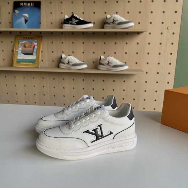 Louis Vuitton Beverly Hills Men's Classic Casual Sneakers - Image 4