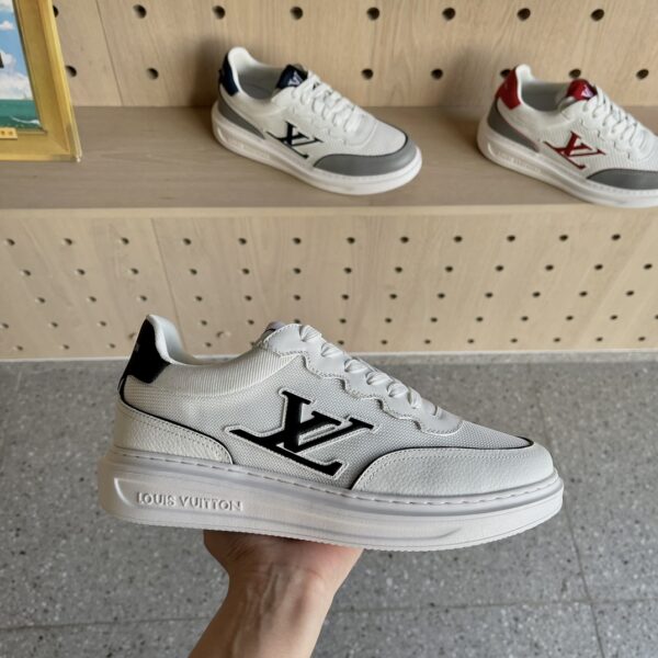 Louis Vuitton Beverly Hills Men's Classic Casual Sneakers - Image 5