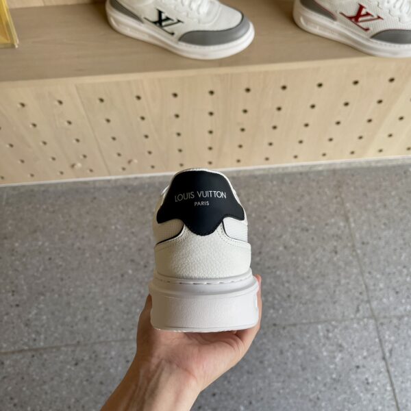 Louis Vuitton Beverly Hills Men's Classic Casual Sneakers - Image 8