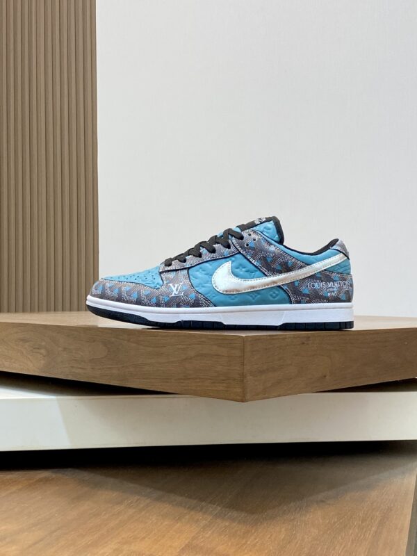 Louis Vuitton X Nike Low Cut Casual Sports Shoes - Image 3