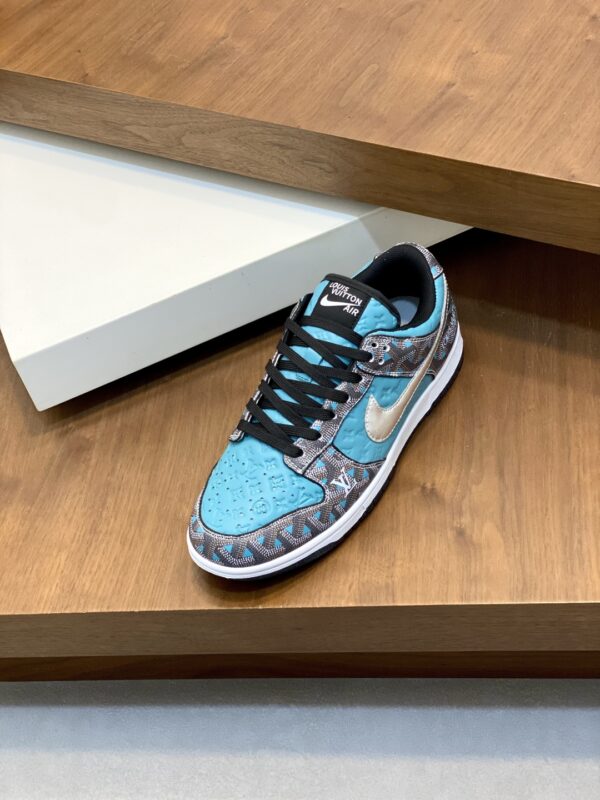 Louis Vuitton X Nike Low Cut Casual Sports Shoes - Image 6