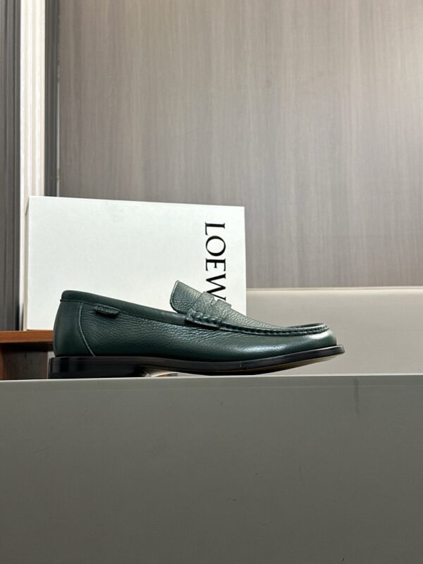 Loewe Fashionable High Quality Men's Cowhide Casual Loafers - Image 5