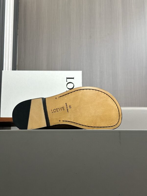 Loewe Fashionable High Quality Men's Cowhide Casual Loafers - Image 9