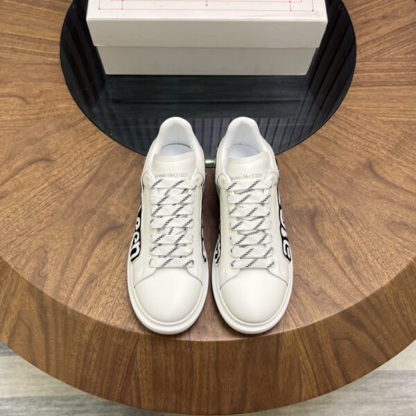 Alexander McQueen High Quality Classic Cowhide White Shoes - Image 2