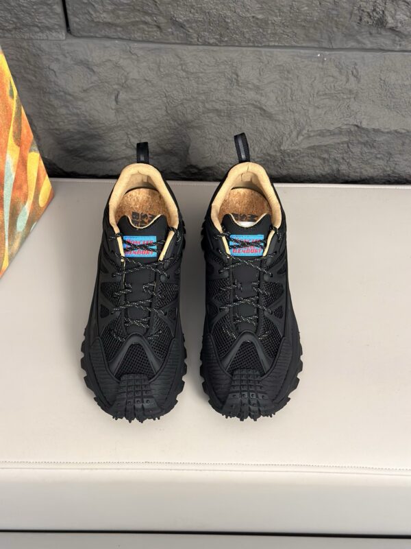 Moncler Trailgrip Amoeba Mesh Fabric And Leather Men's Sports Shoes - Image 2