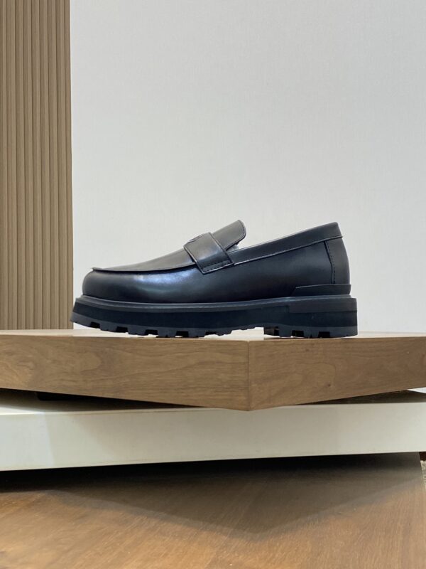 Moncler Fashionable Casual Cowhide Leather Low Top Loafers - Image 3