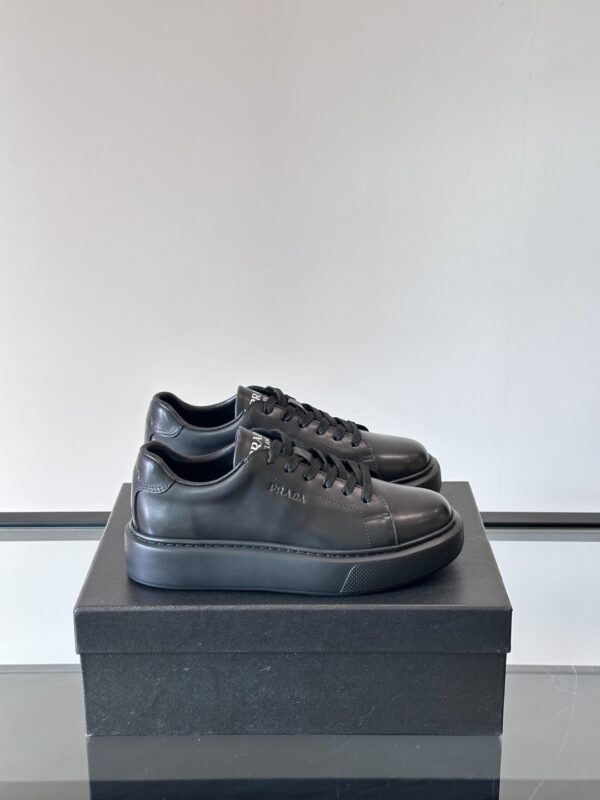 Prada New Men's Cowhide Leather Lace Up Flat Sneakers - Image 2