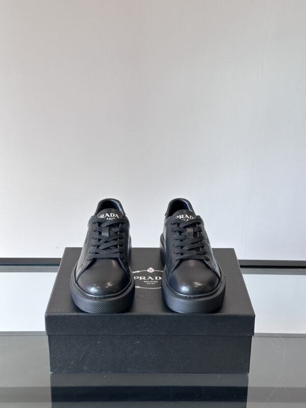 Prada New Men's Cowhide Leather Lace Up Flat Sneakers - Image 3