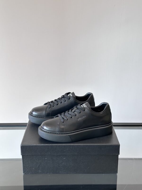 Prada New Men's Cowhide Leather Lace Up Flat Sneakers - Image 4
