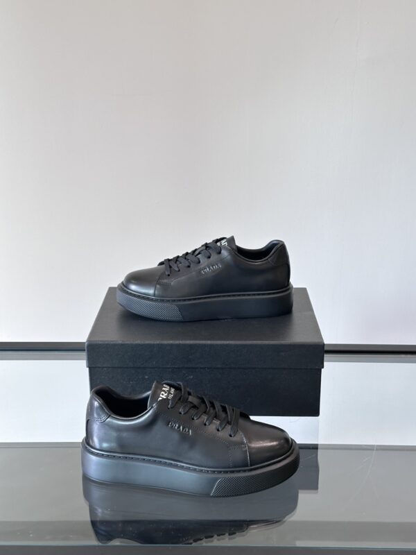 Prada New Men's Cowhide Leather Lace Up Flat Sneakers - Image 5