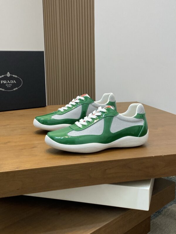 Prada Patent Leather Equipped With Breathable Fabric Sports Shoes