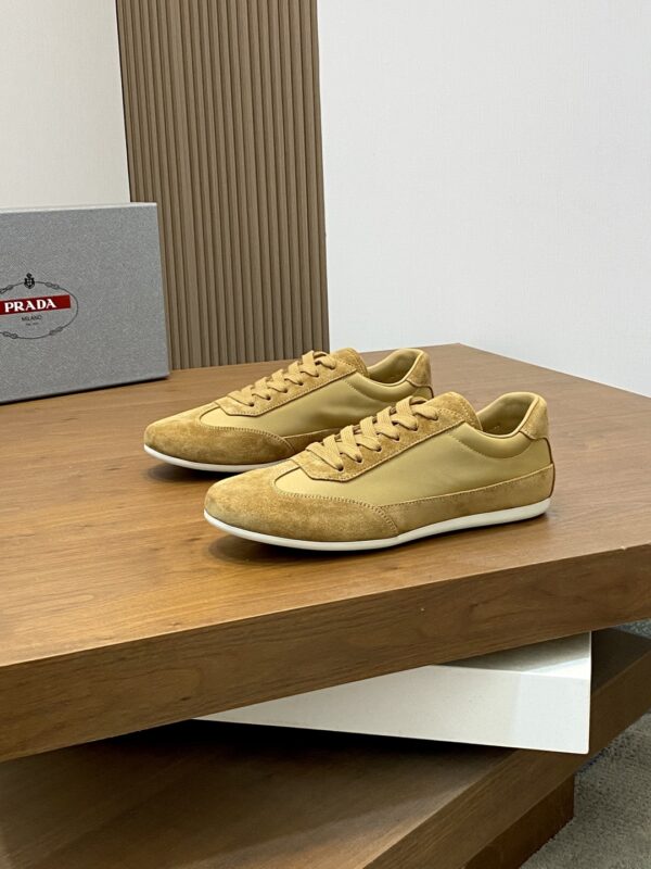 Prada New Men's High End Cowhide Leather Sports Shoes