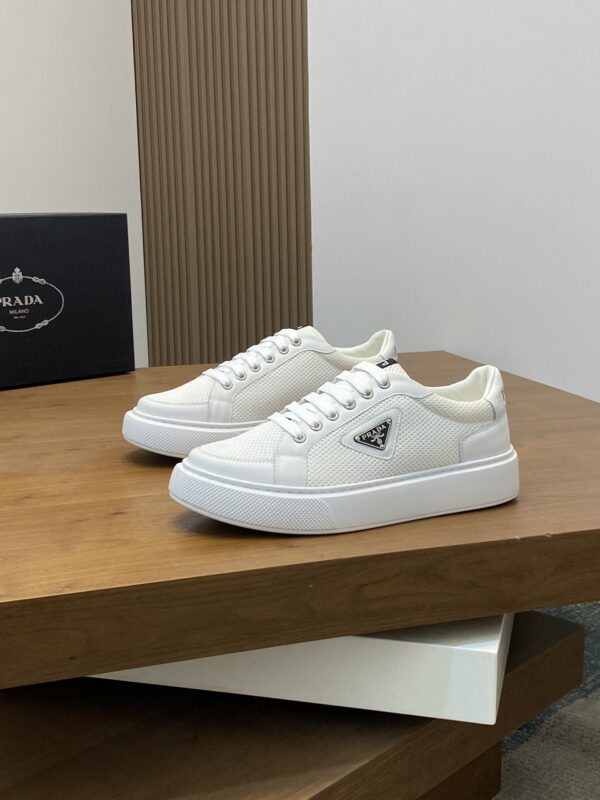 Prada Fashionable Cowhide Leather Splicing Men's Casual Shoes