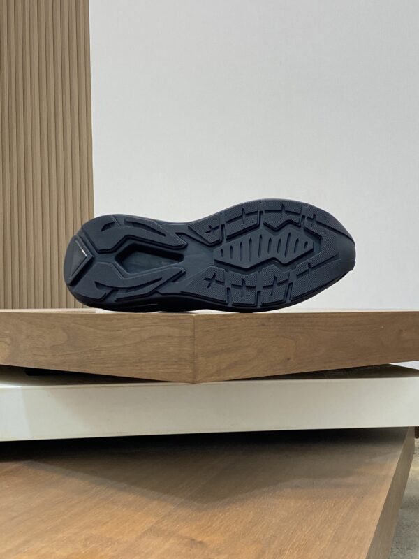 Prada Men's New Calf Leather Casual Sports Shoes - Image 9
