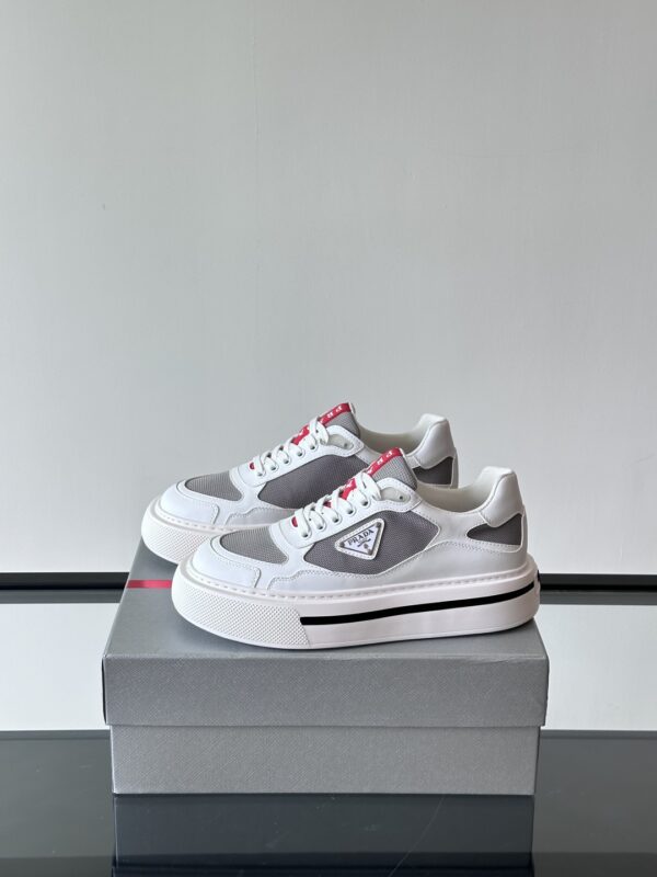 Prada New Men's Thick Soled Casual Sports Shoes - Image 4