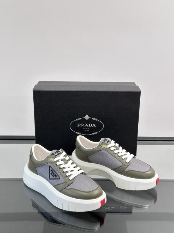 Prada Men's New Soft Cowhide Leather Casual Sports Shoes