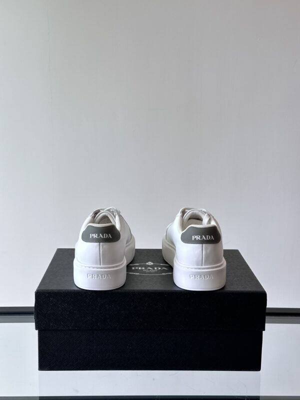 Prada New Men's Low Cut Lace Up Casual Sports Shoes - Image 7