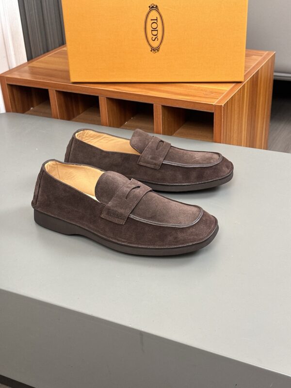 Tod's New Men's Suede Calf Leather Casual Loafers - Image 4