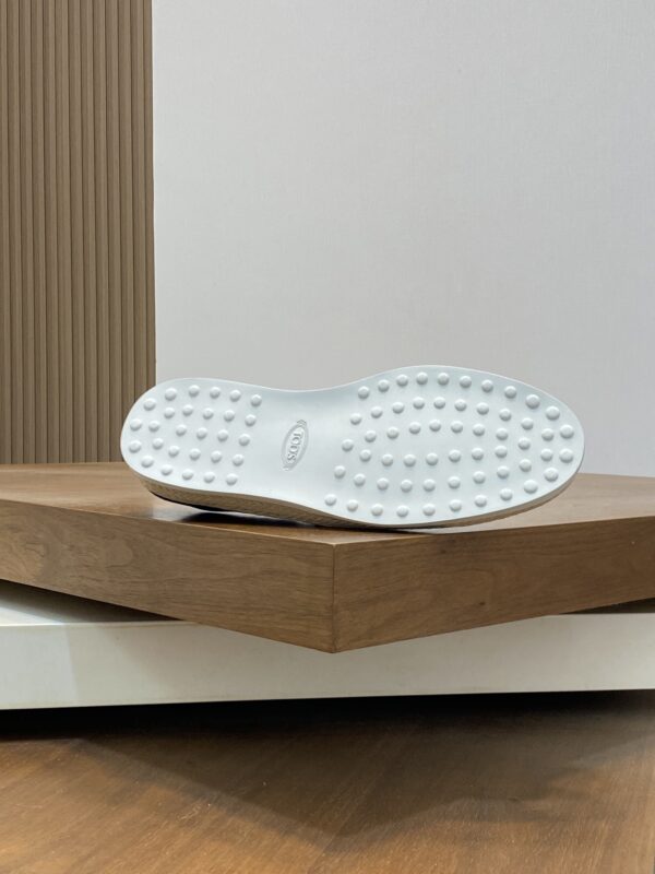Tod's New Men's Suede Leather One Foot Casual Shoes - Image 9