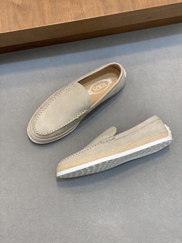 Tod's New Men's Suede Leather And Grain Calf Leather Loafers - Image 5