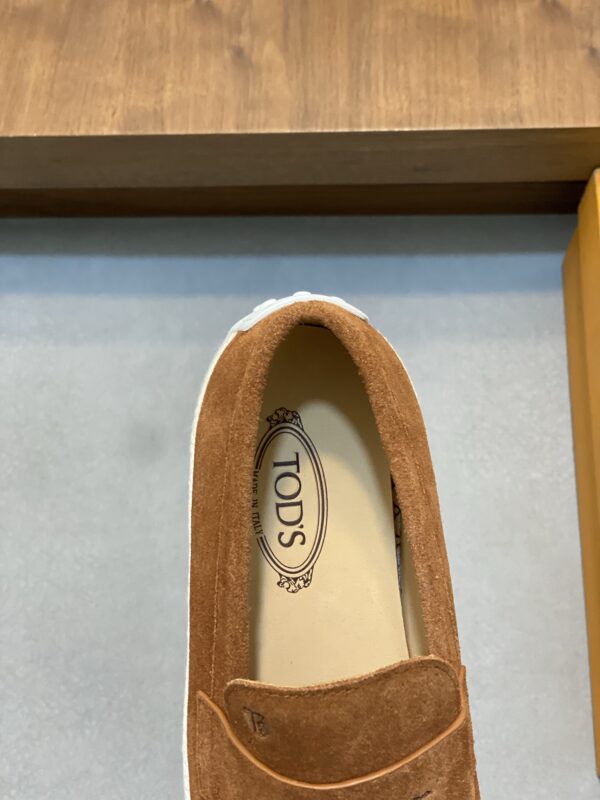 Tod's High Quality Men's Suede Cowhide Leather Casual Loafers - Image 7