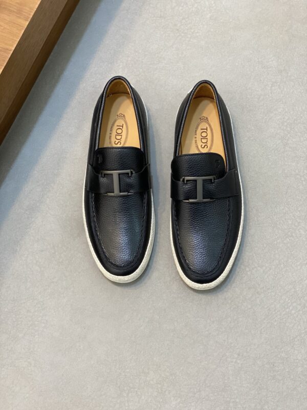 Tod's High Quality Men's Grain Cowhide Leather Casual Loafers - Image 2