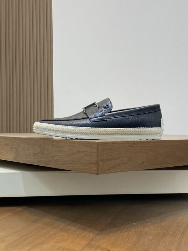 Tod's High Quality Men's Grain Cowhide Leather Casual Loafers - Image 3