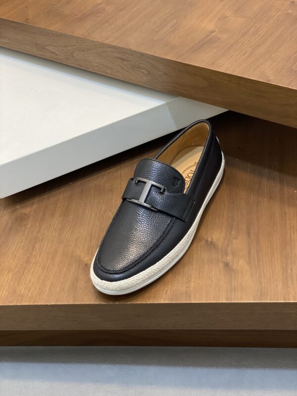 Tod's High Quality Men's Grain Cowhide Leather Casual Loafers - Image 6