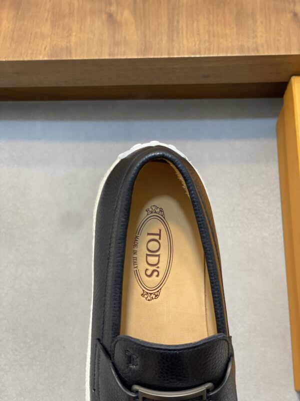 Tod's High Quality Men's Grain Cowhide Leather Casual Loafers - Image 7