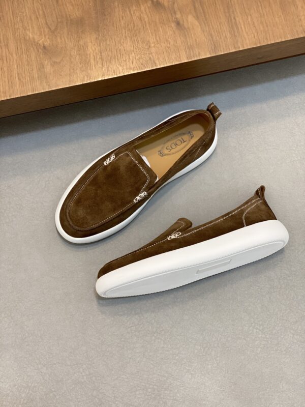 Tod's Suede Cowhide Leather One Foot Casual Sports Shoes - Image 5