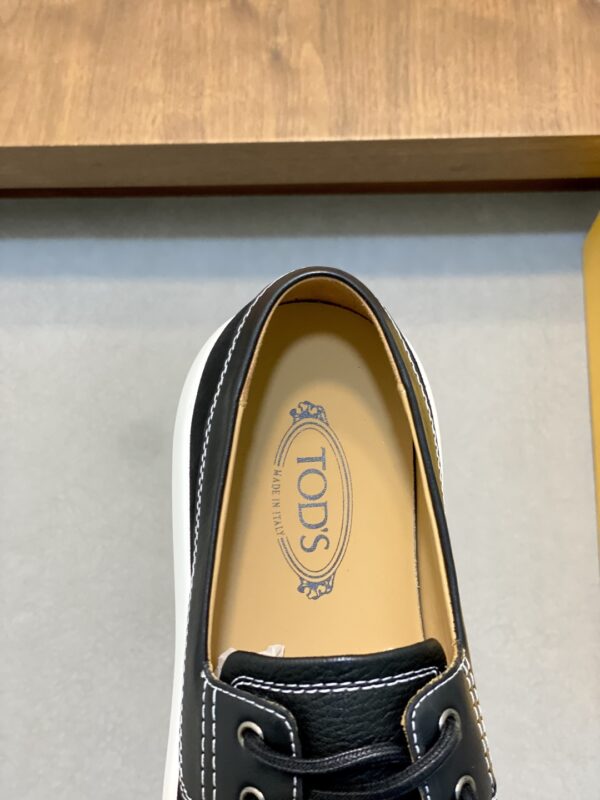 Tod's Men's Suede Leather And Cowhide Leather One Foot Casual Sports Shoes - Image 7