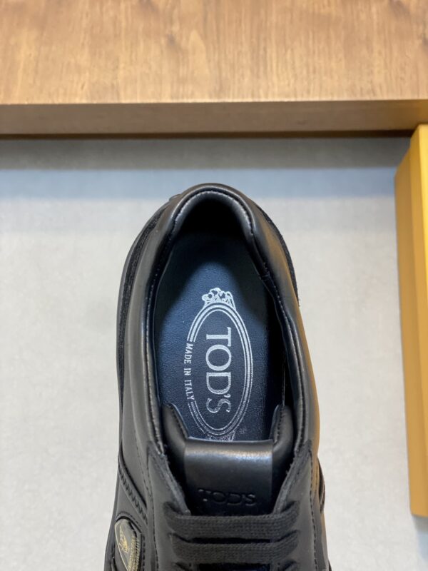 Tod's Co Branded With Lamborghini Logo On Men's Casual Sports Shoes - Image 7