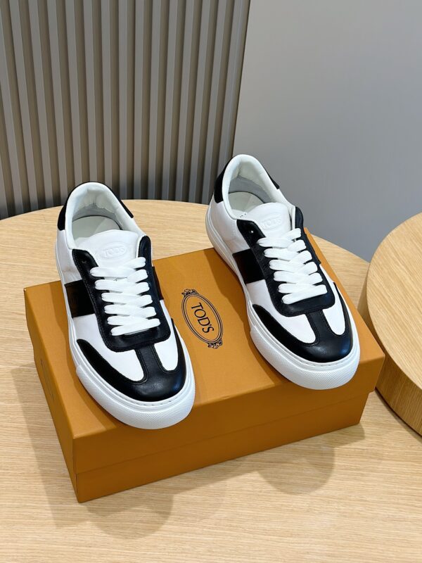 Tod's Smooth Leather Patchwork Suede Leather Casual Shoes - Image 2