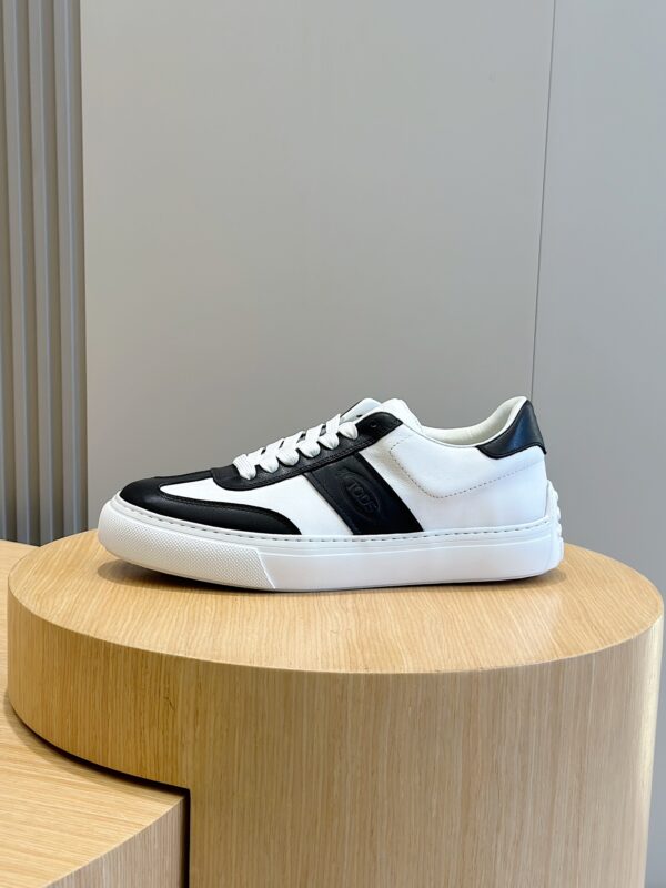 Tod's Smooth Leather Patchwork Suede Leather Casual Shoes - Image 3